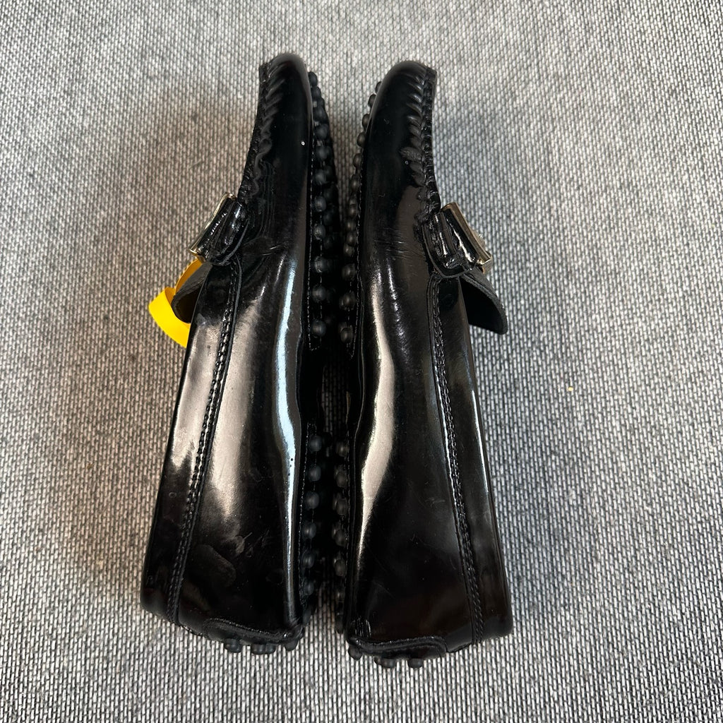 空白 Black