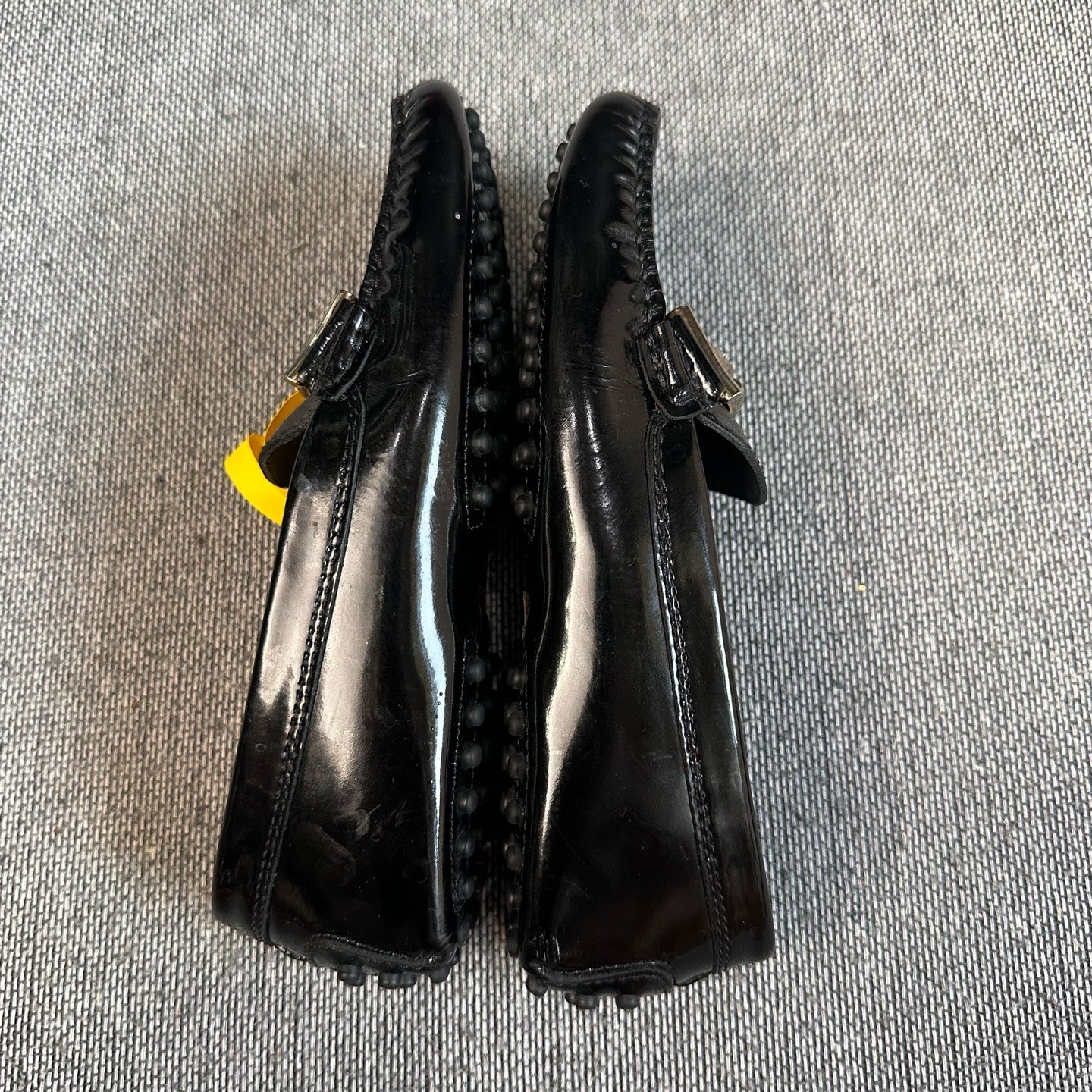 空白 Black
