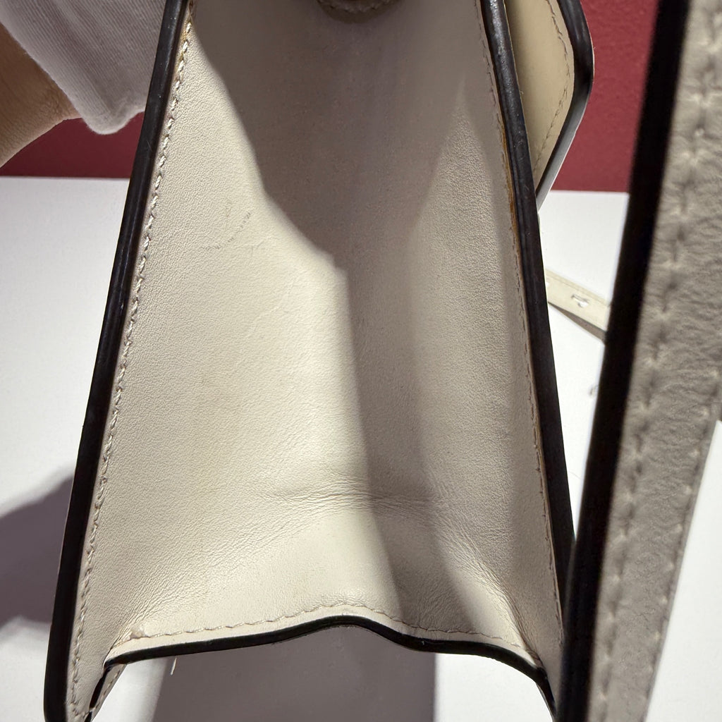 Gucci White Satchel 470270D4ZAG8605