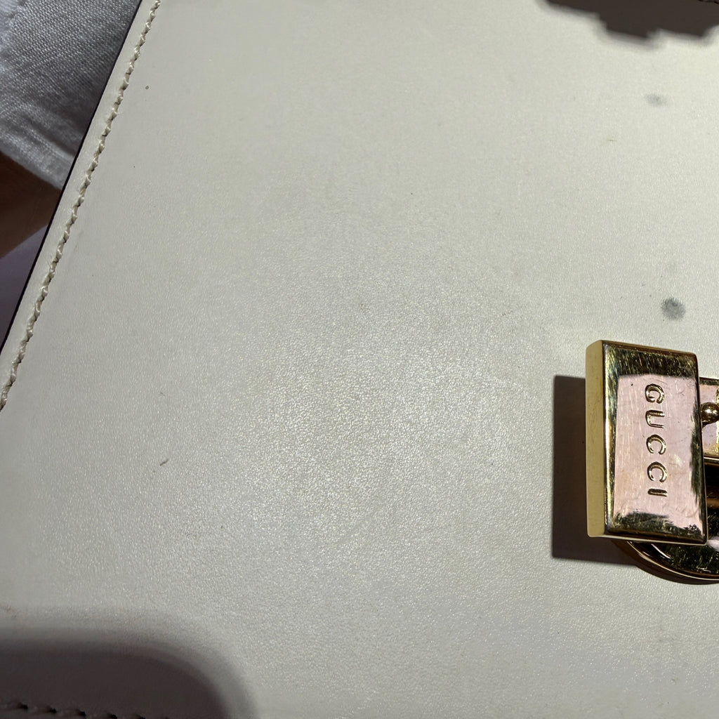 Gucci White Satchel 470270D4ZAG8605