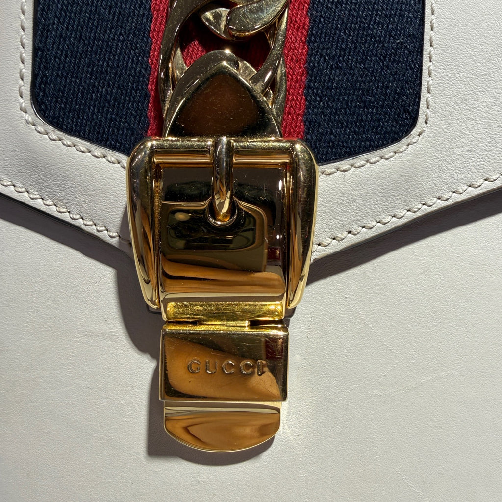 Gucci White Satchel 470270D4ZAG8605