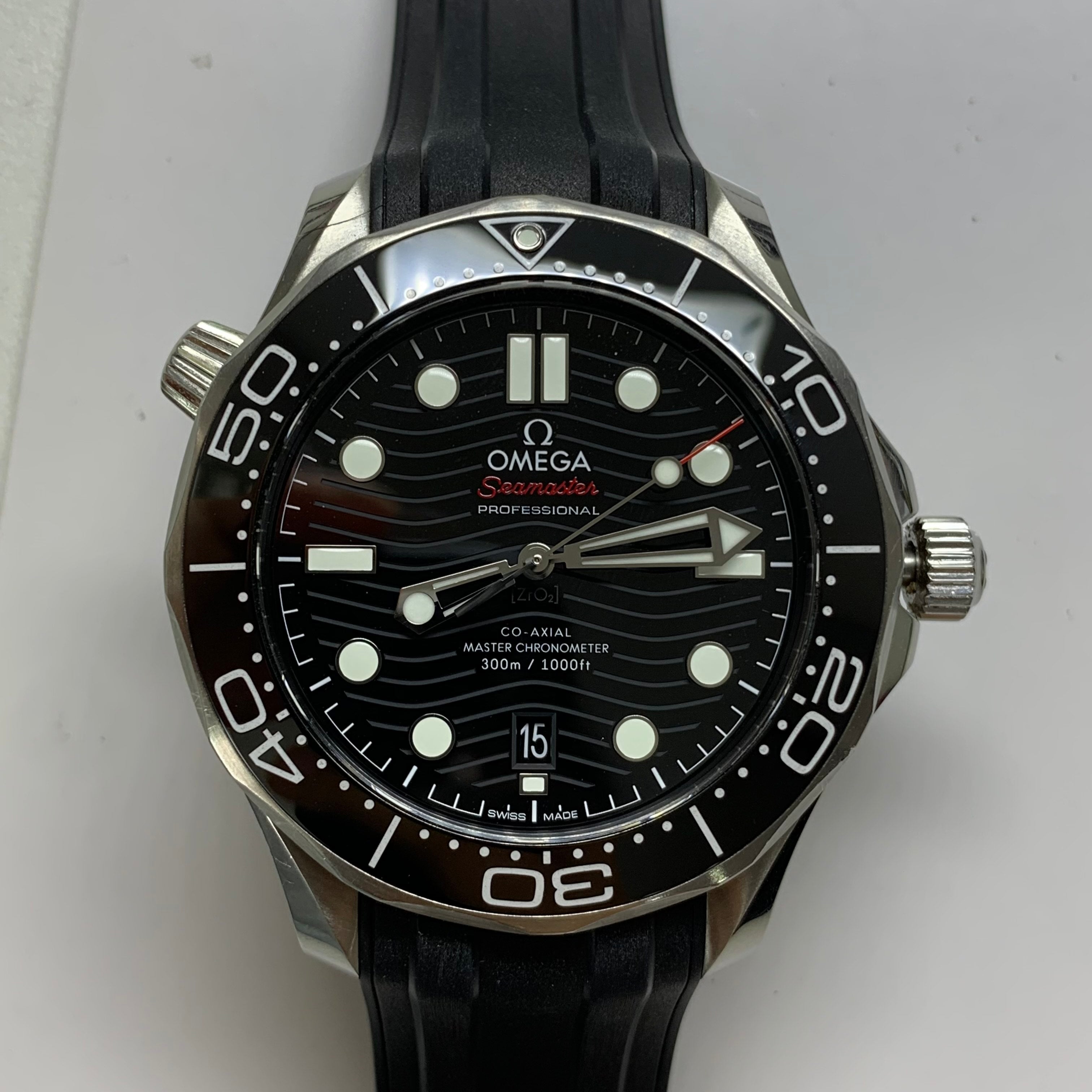 Omega Seahorse Series 42 210.32.42.20.01.001