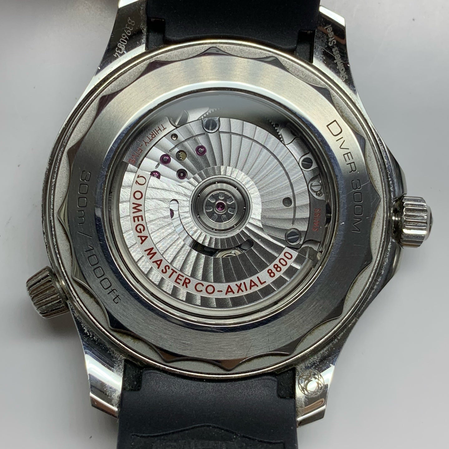 Omega Seahorse Series 42 210.32.42.20.01.001