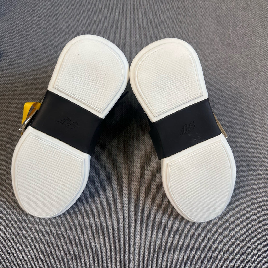 rv Black Skate shoes