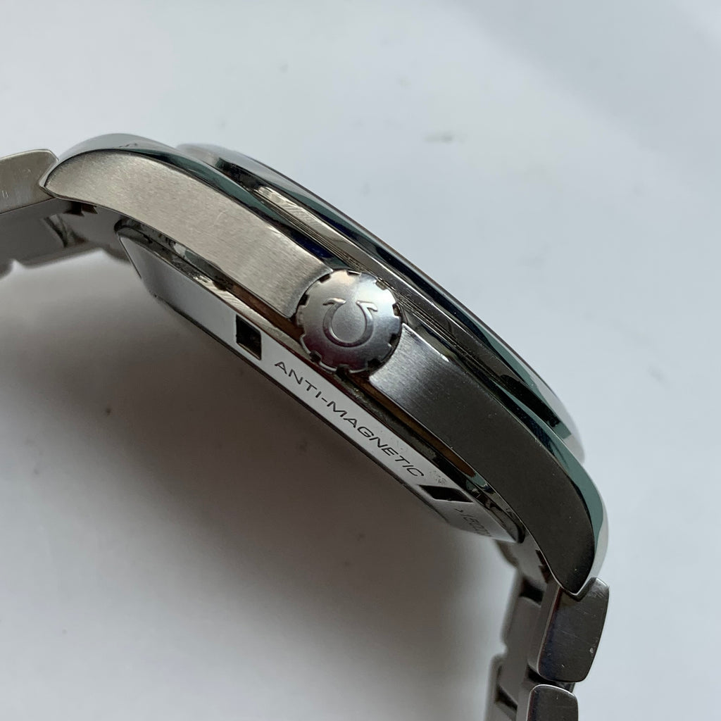 Omega Seahorse 41.5 millimeters 231.10.42.21.03.003