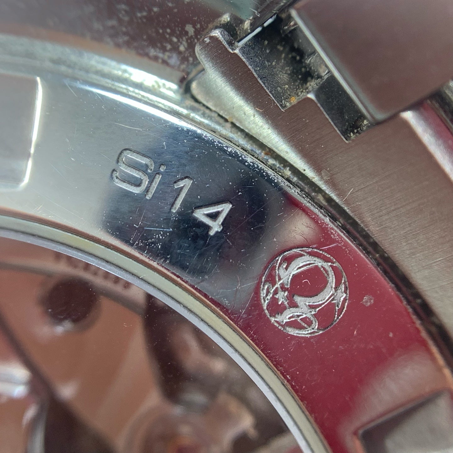 Omega Seahorse 41.5 millimeters 231.10.42.21.03.003