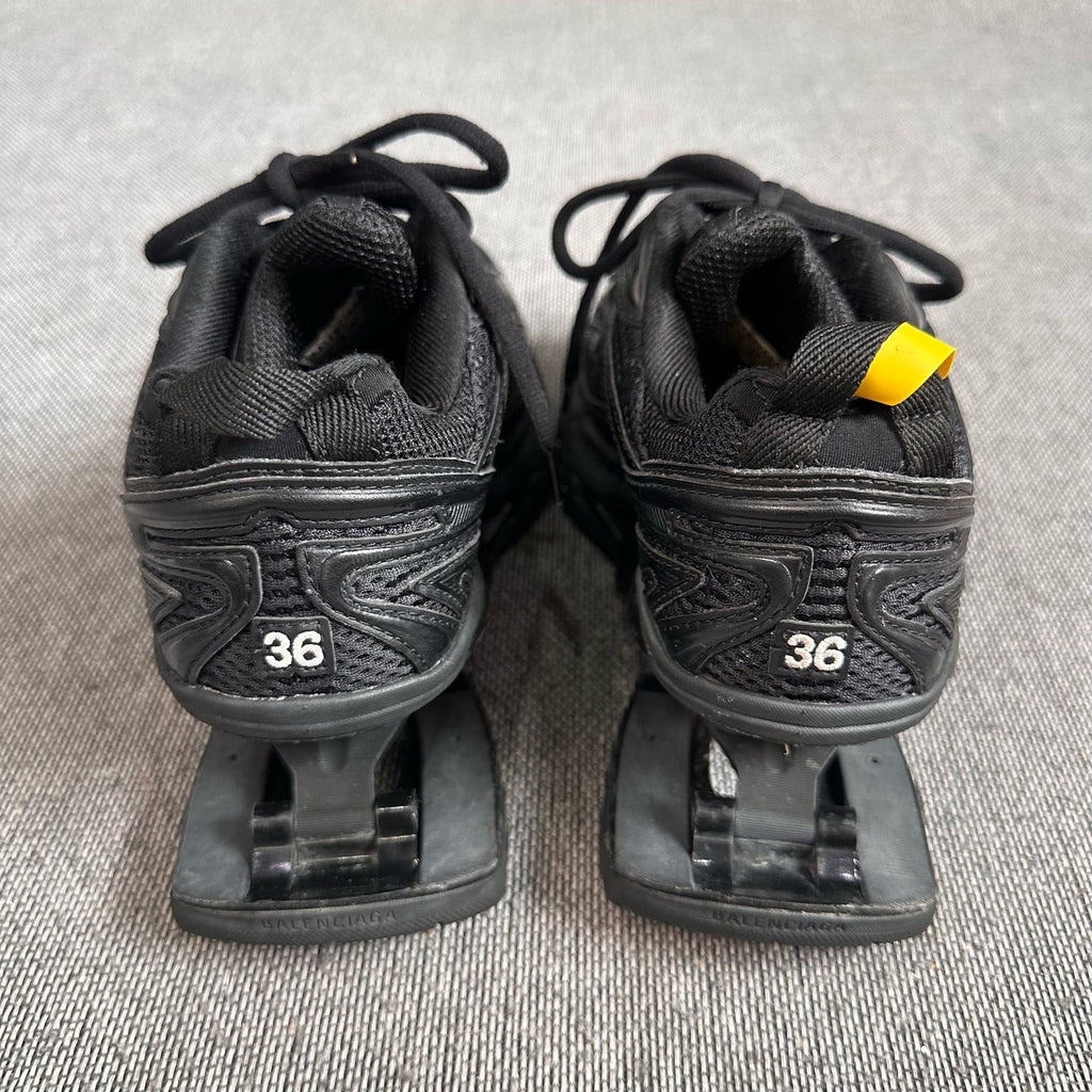 空白 Black Lifestyle sneakers