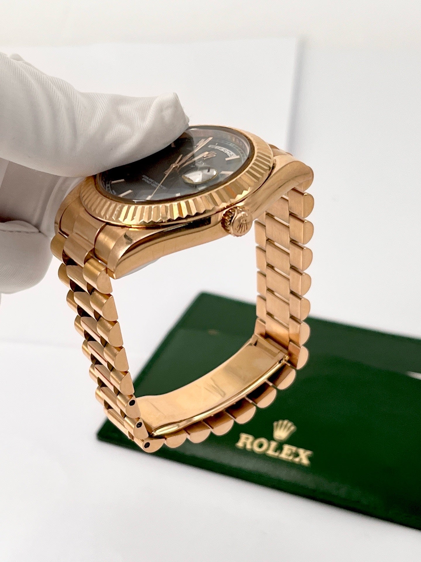 Rolex Rose gold Automatic (self-winding) watch