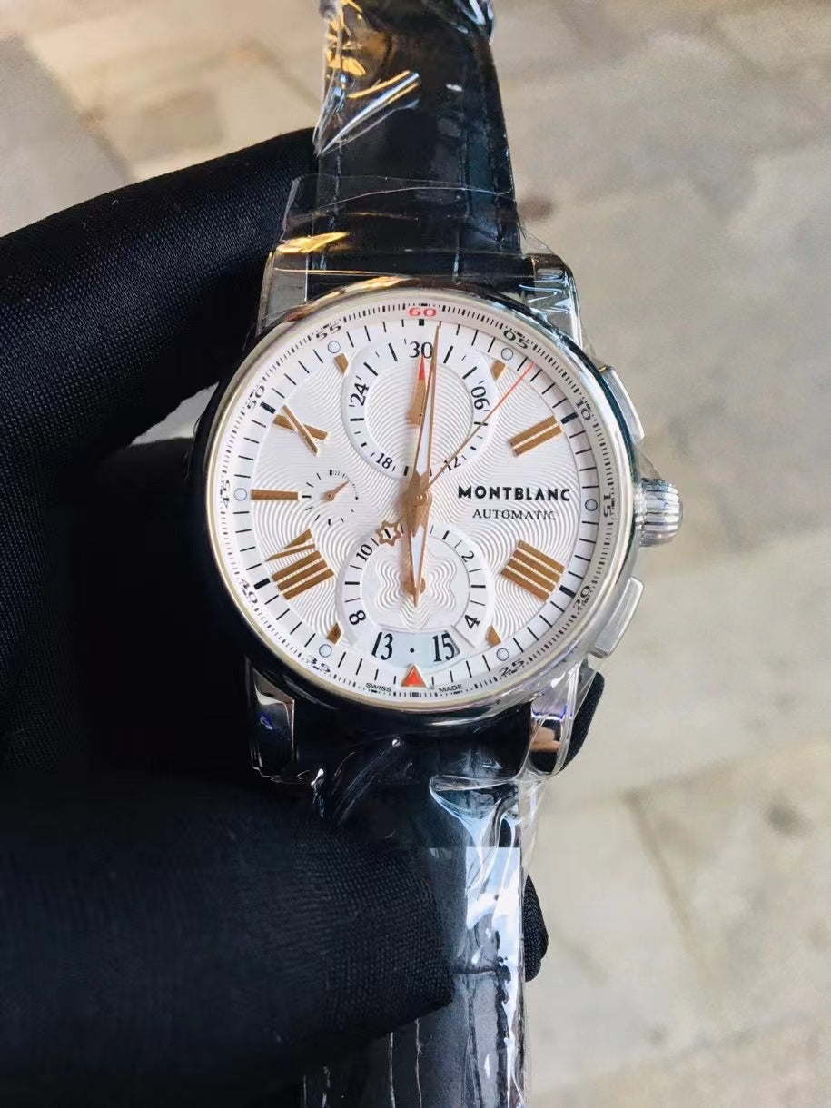 Montblanc 4810 White Automatic (self-winding) watch 44–47 millimeters U0105856