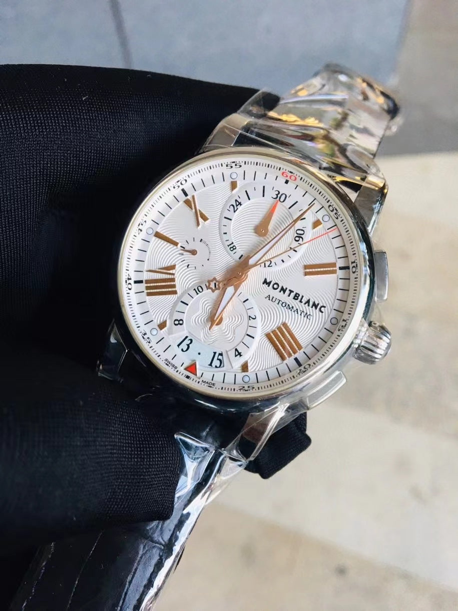 Montblanc 4810 White Automatic (self-winding) watch 44–47 millimeters U0105856