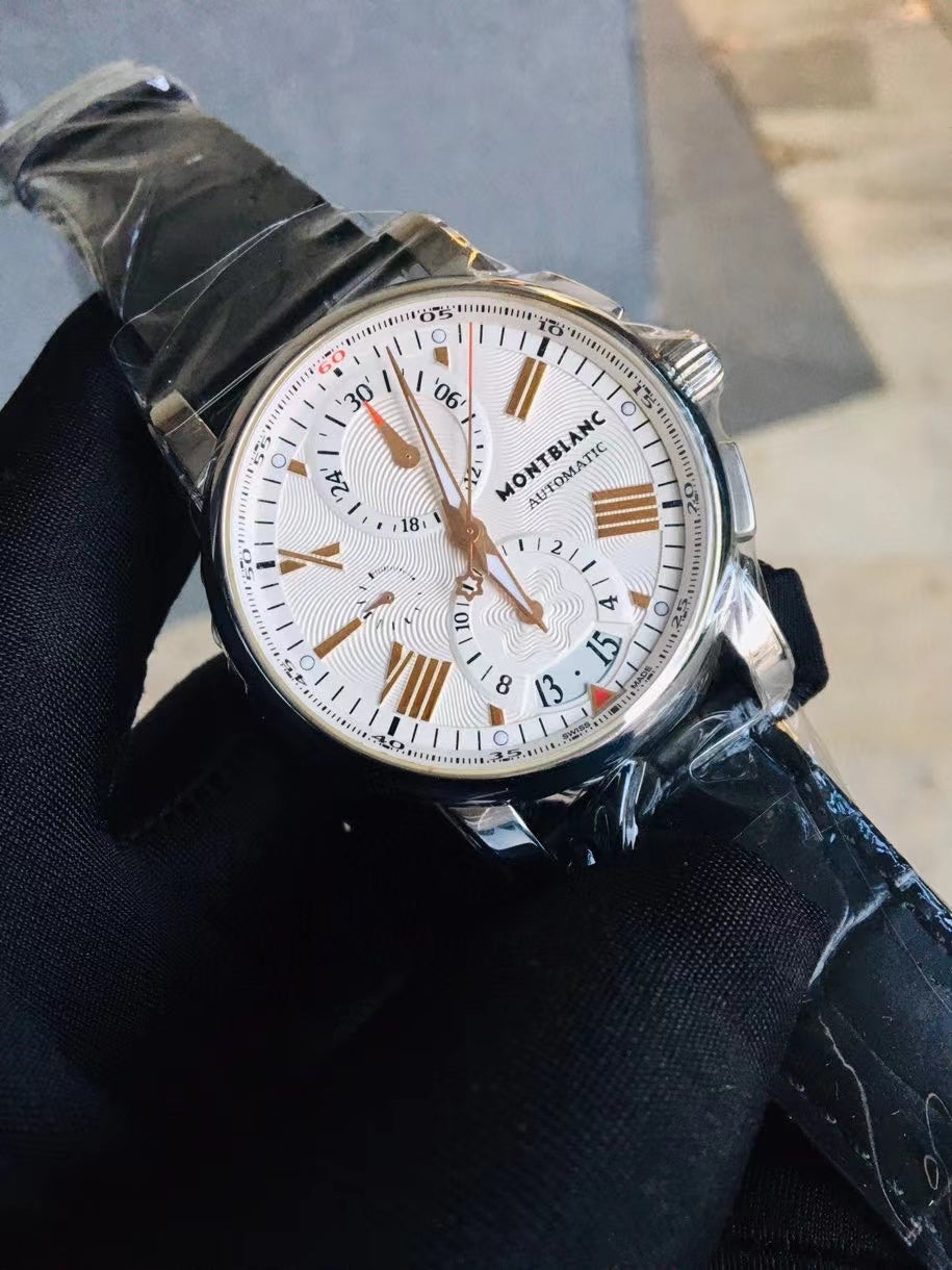 Montblanc 4810 White Automatic (self-winding) watch 44–47 millimeters U0105856