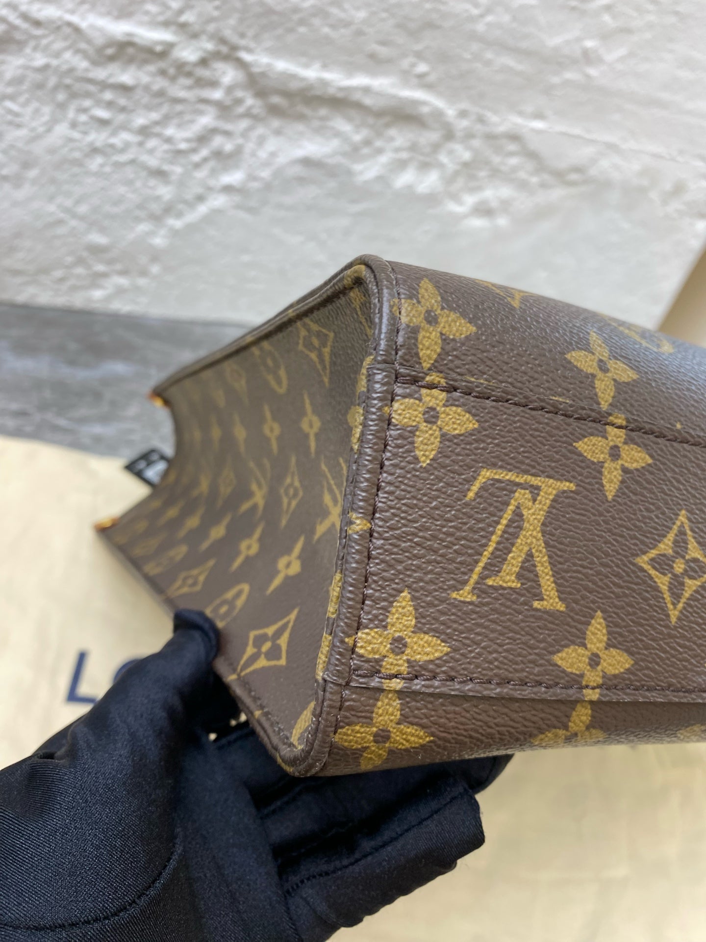 Louis Vuitton Crossbody