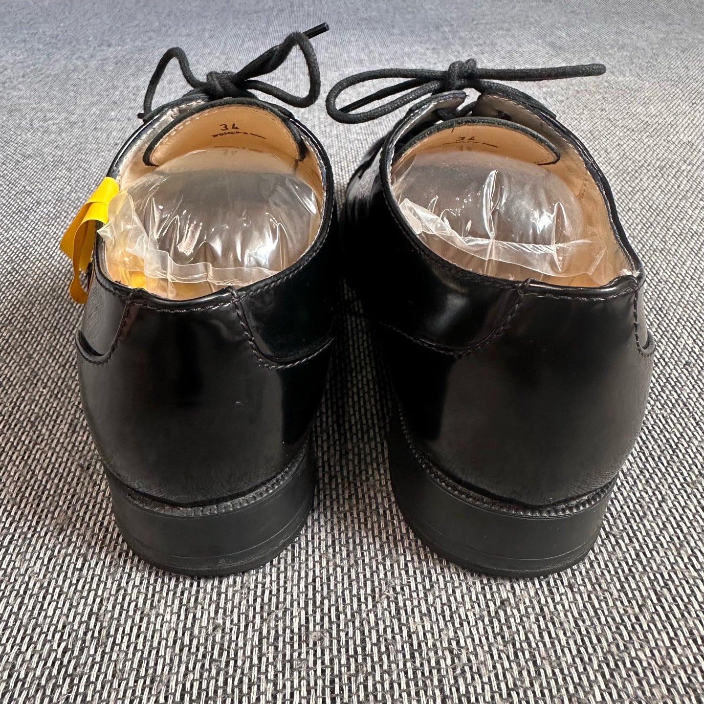 空白 Leather