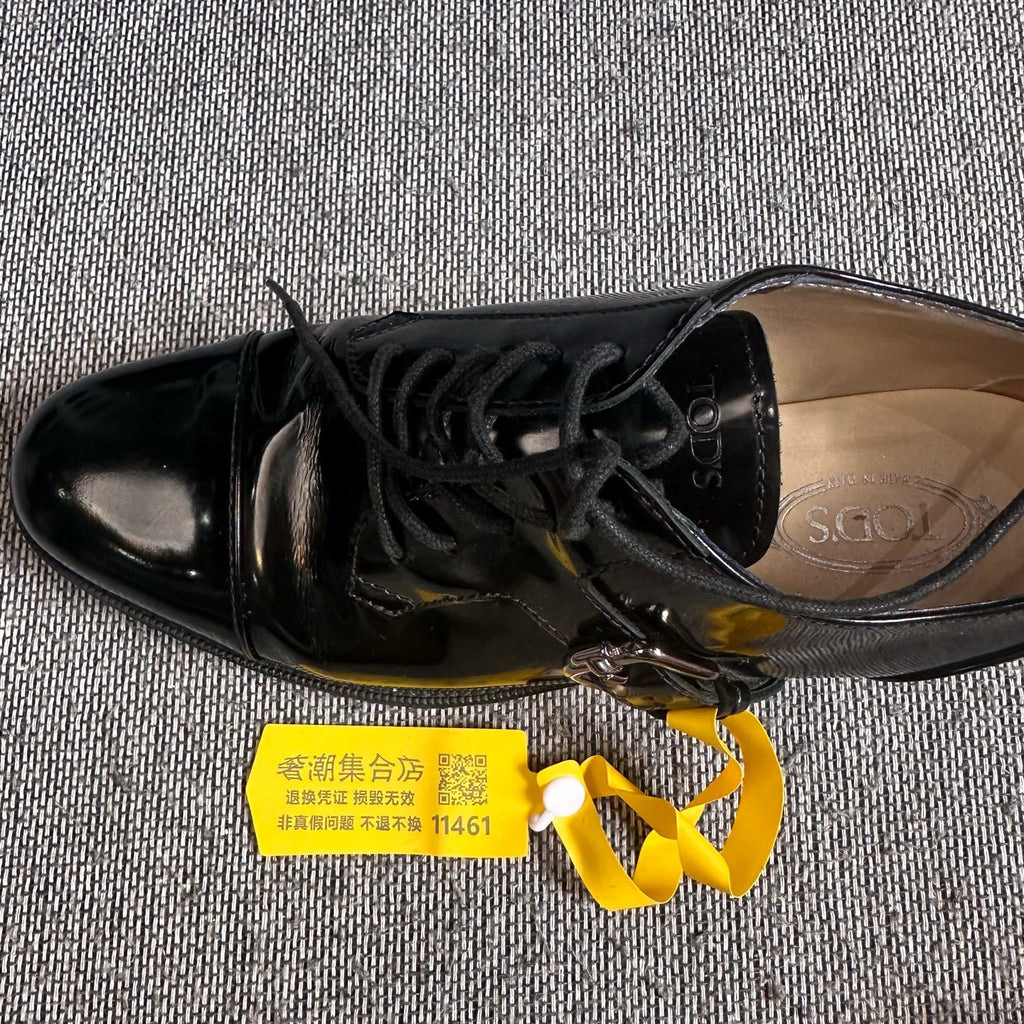 空白 Leather