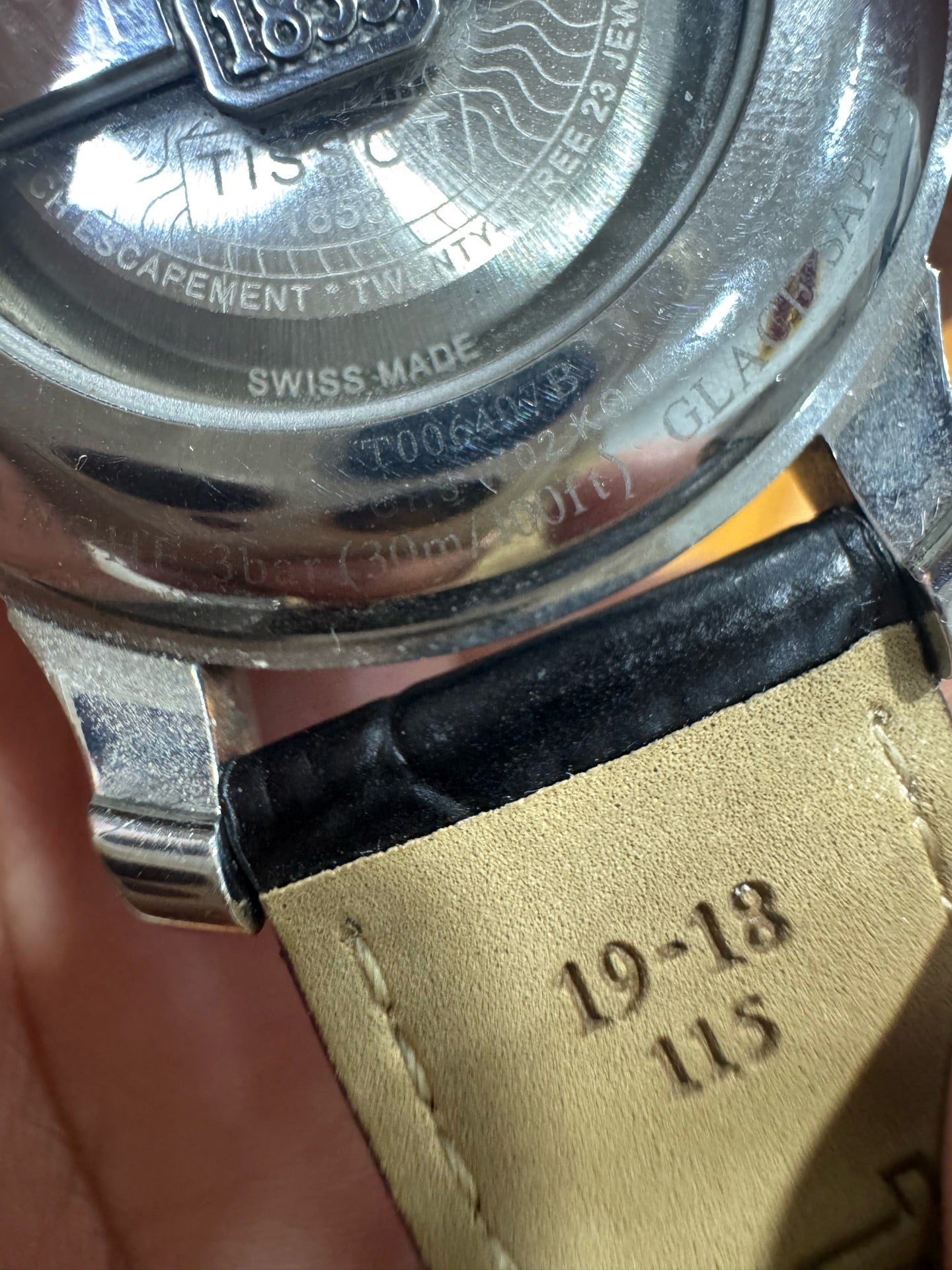 Tissot Classic Automatic (self-winding) watch 39.3 millimeters T006.407.16.033.00