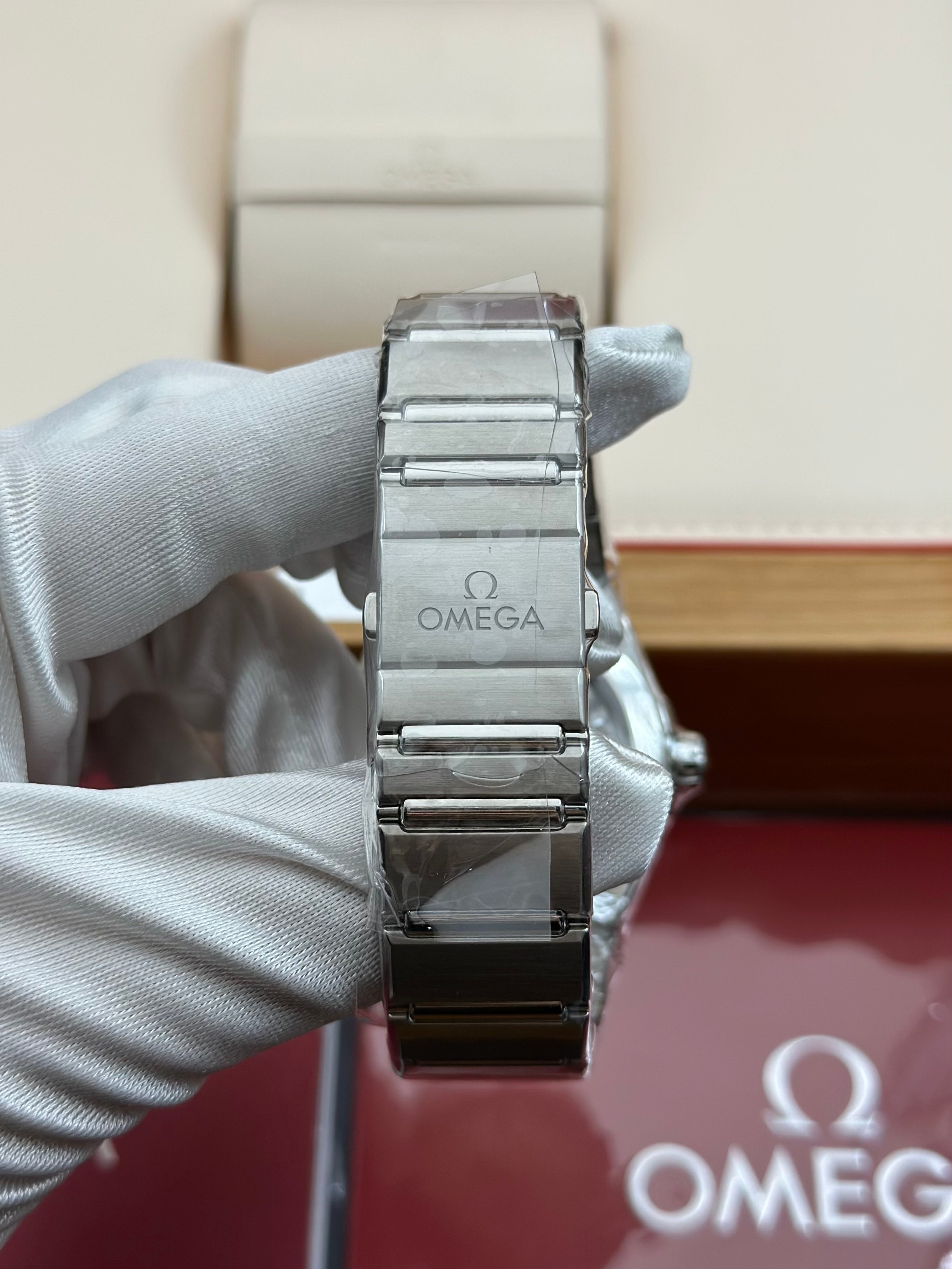Omega White Automatic (self-winding) watch