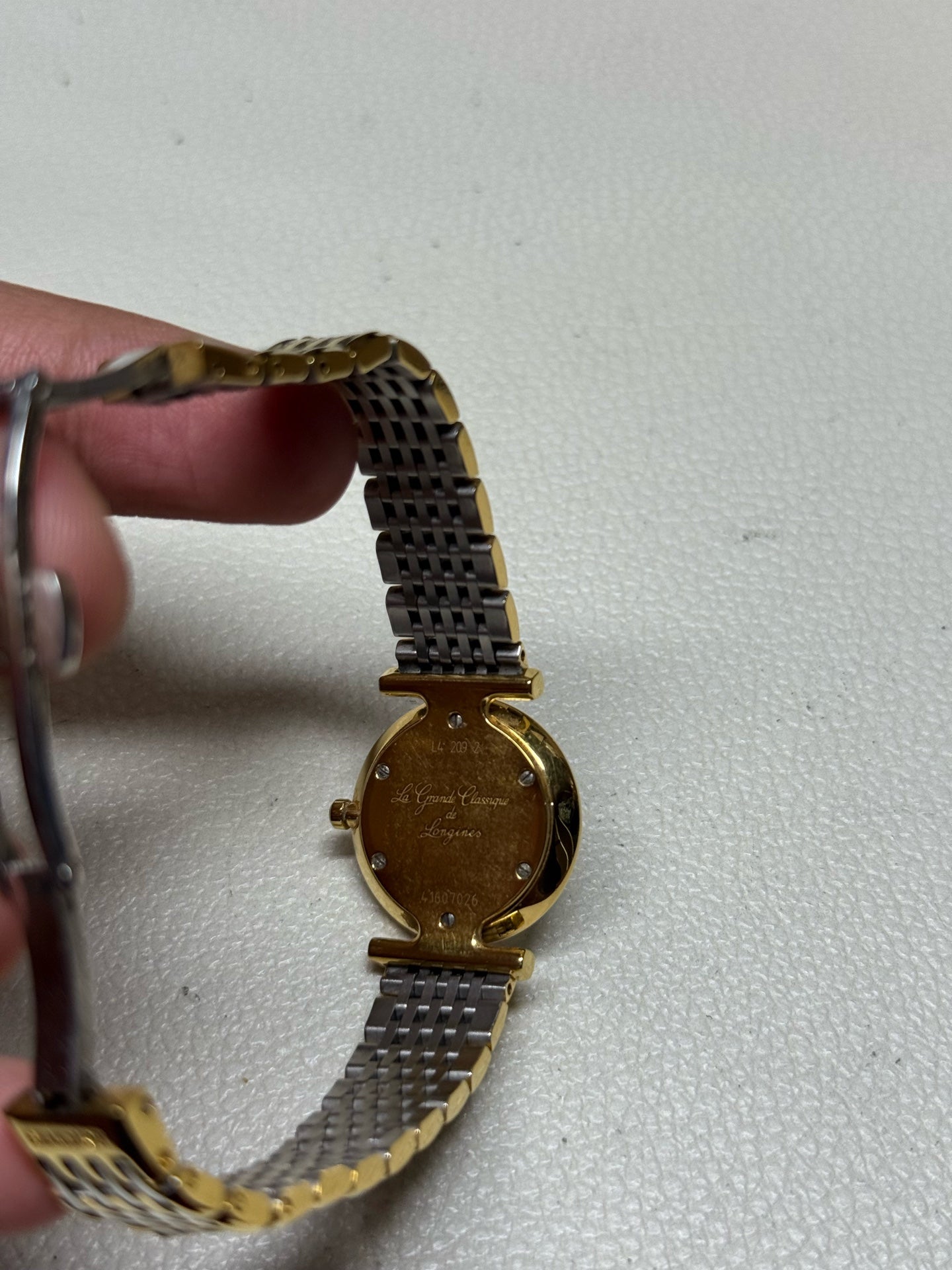Longines Elegance Quartz watch 24 millimeters L4.209.2.12.8