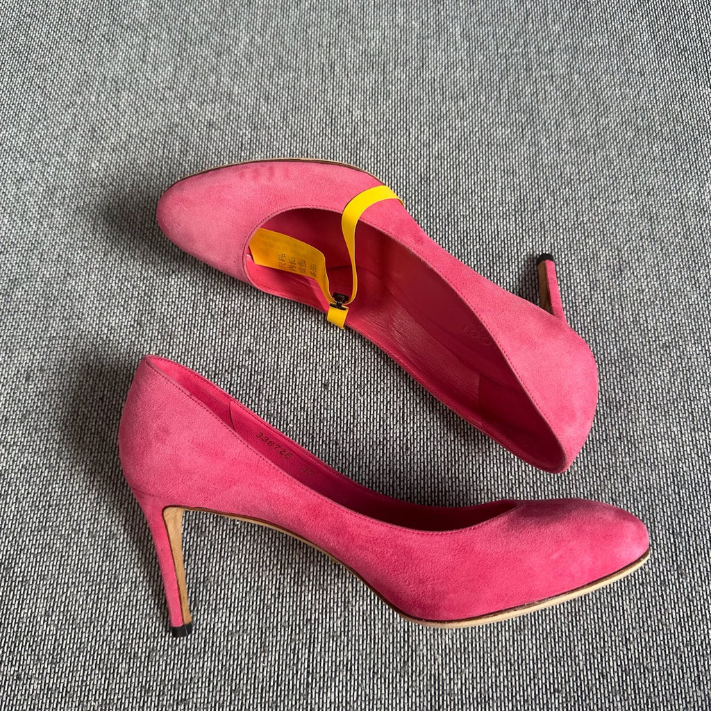 Gucci Alcantara Red High heels