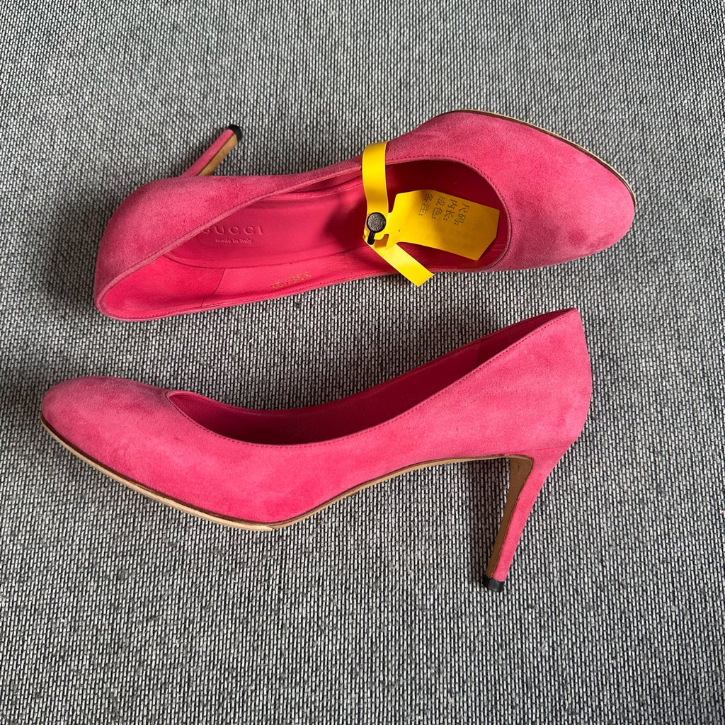 Gucci Alcantara Red High heels