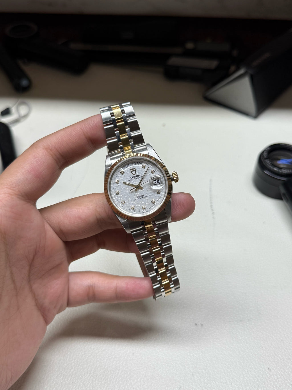 Tudor Prince Sunday Calendar Model 36 millimeters m76213-0008