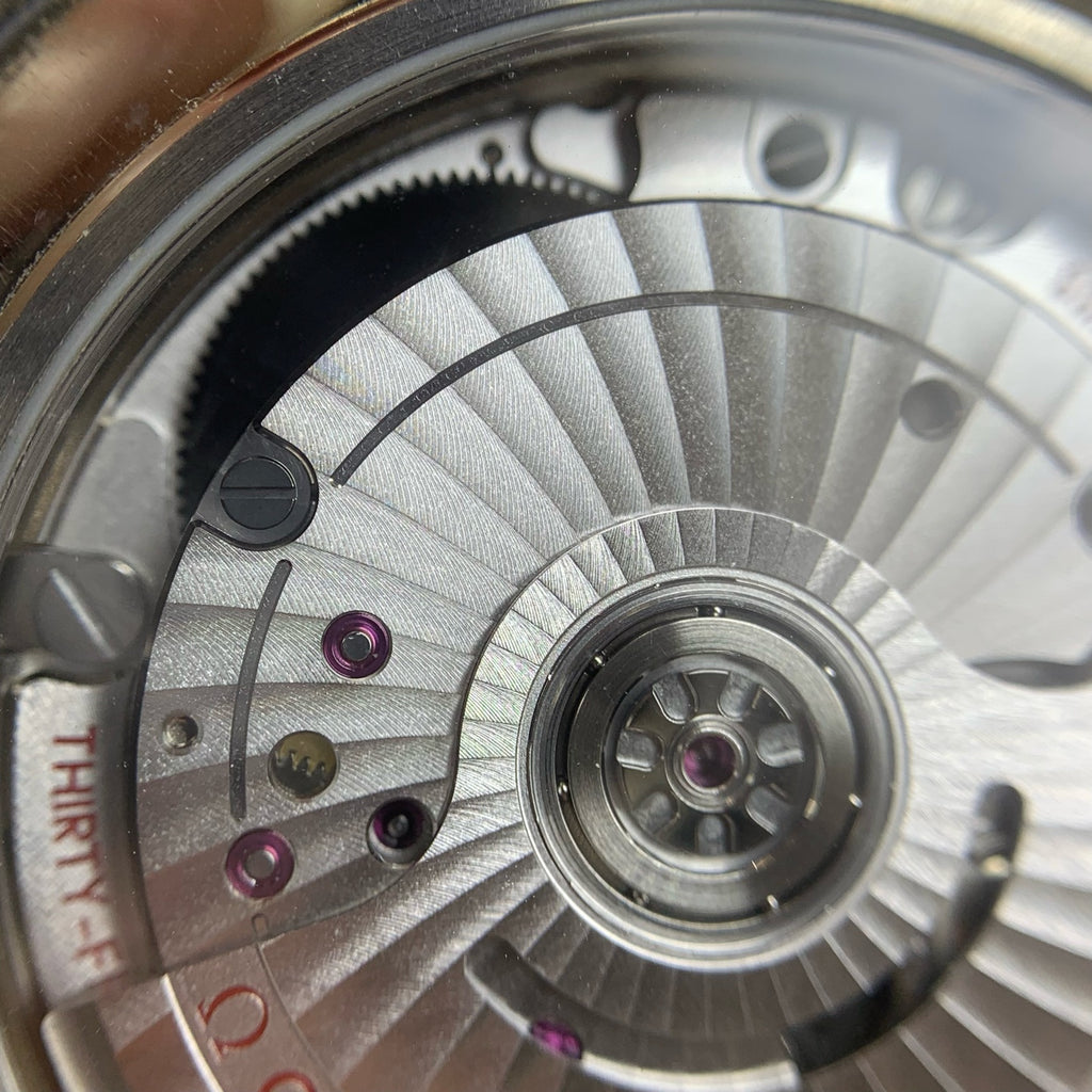 Omega Flying Disc Series 40 434.10.40.20.10.001