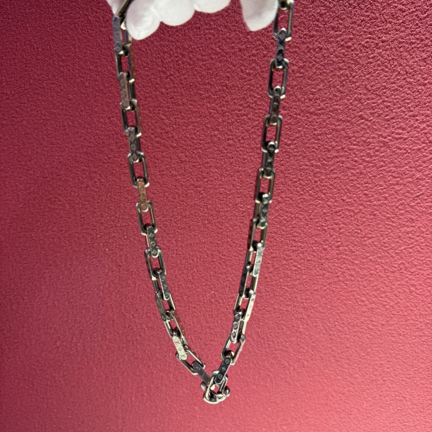 Louis Vuitton Metal Necklace