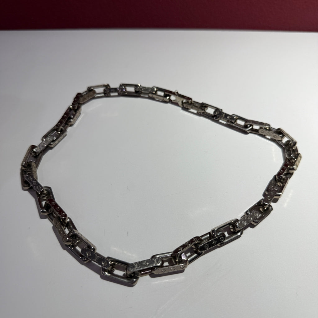 Louis Vuitton Metal Necklace