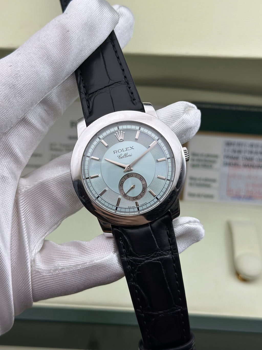 Rolex Manual-wind watch