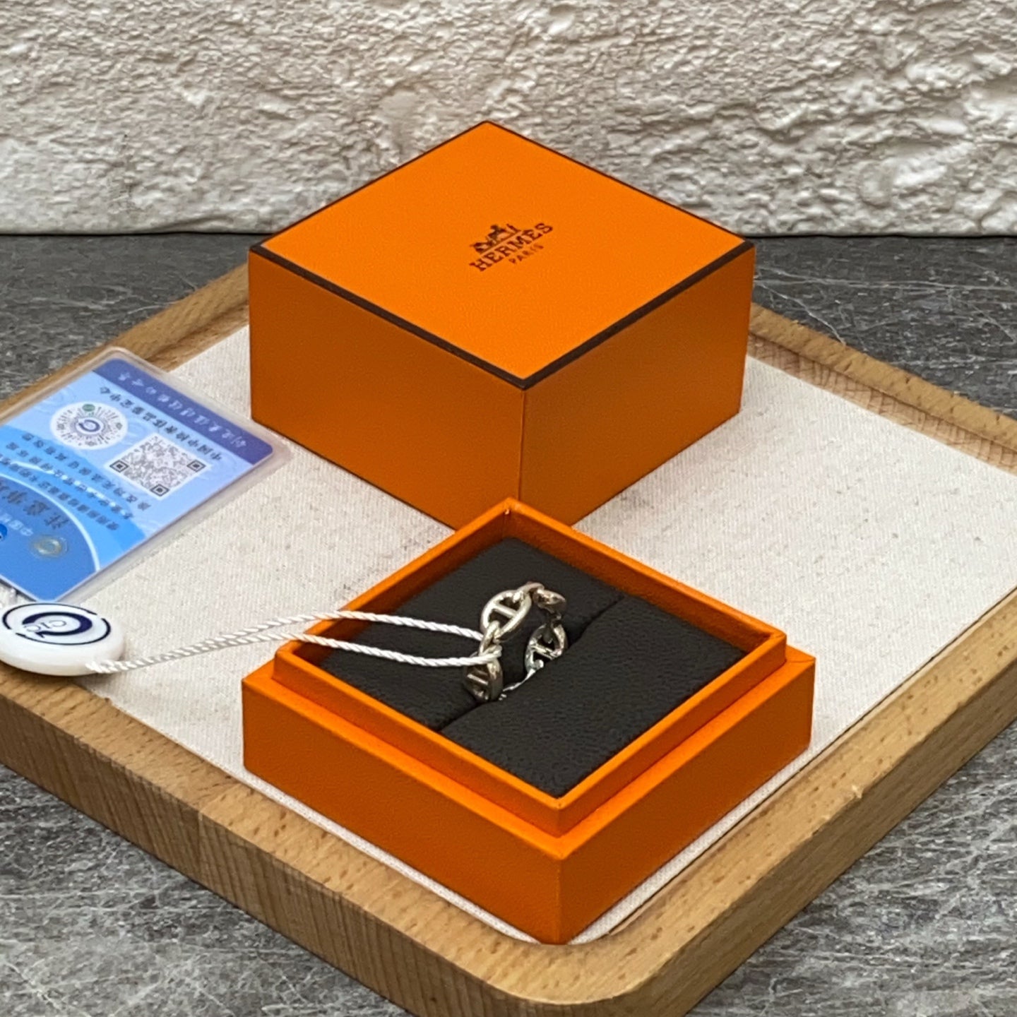 Hermes Ring