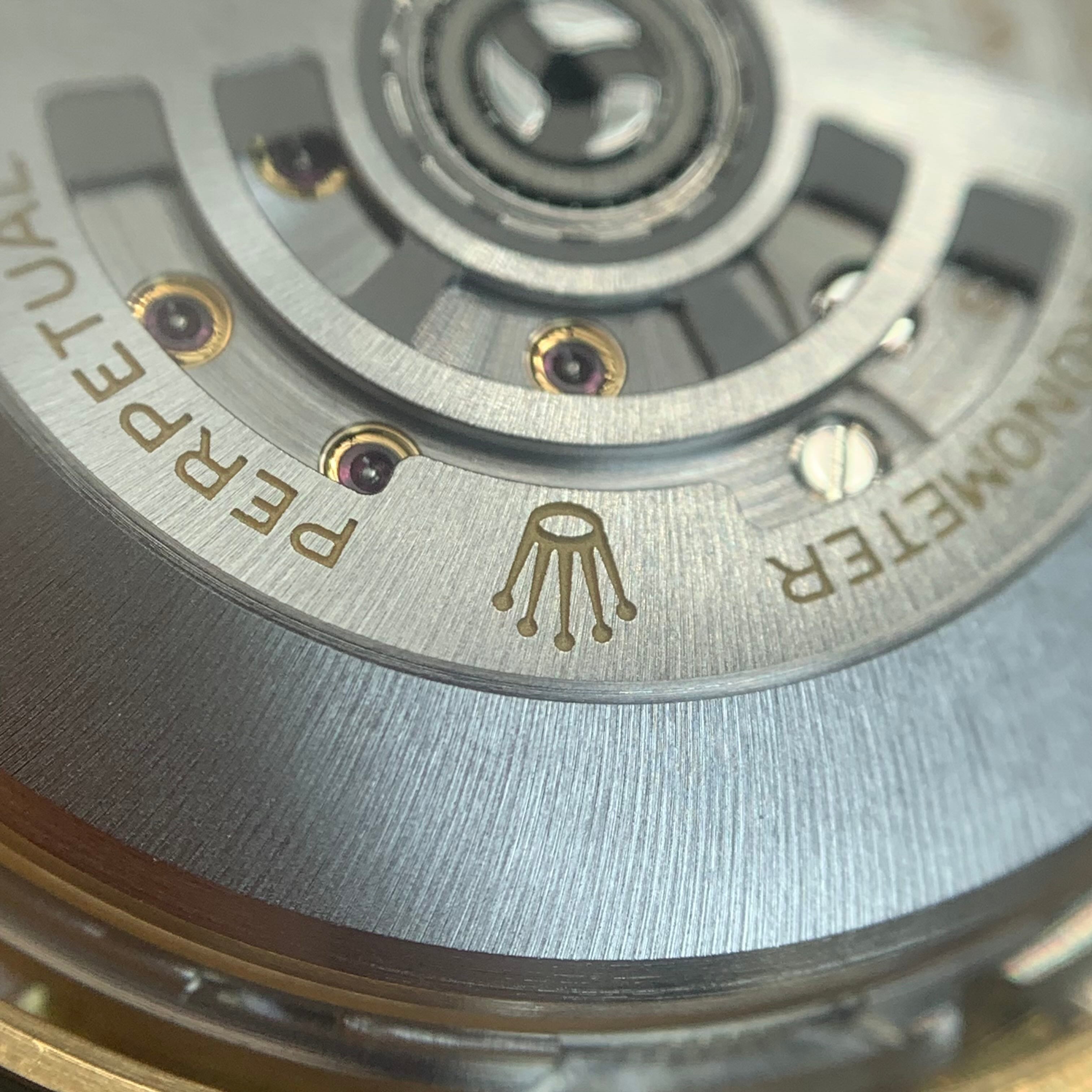 Rolex Sunday calendar type 40 millimeters m228238-0005
