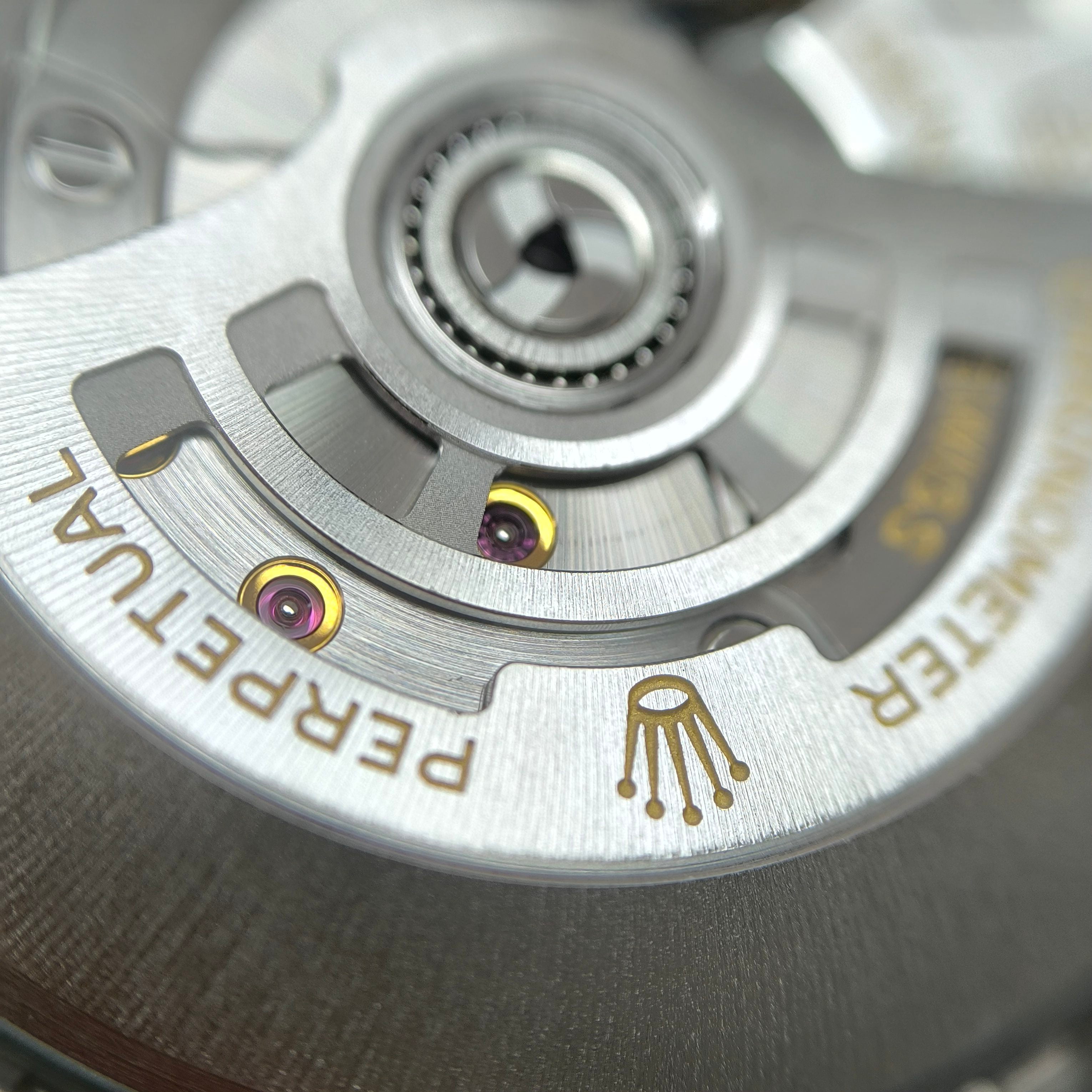 Rolex Submariner model 41 millimeters m126610lv-0002