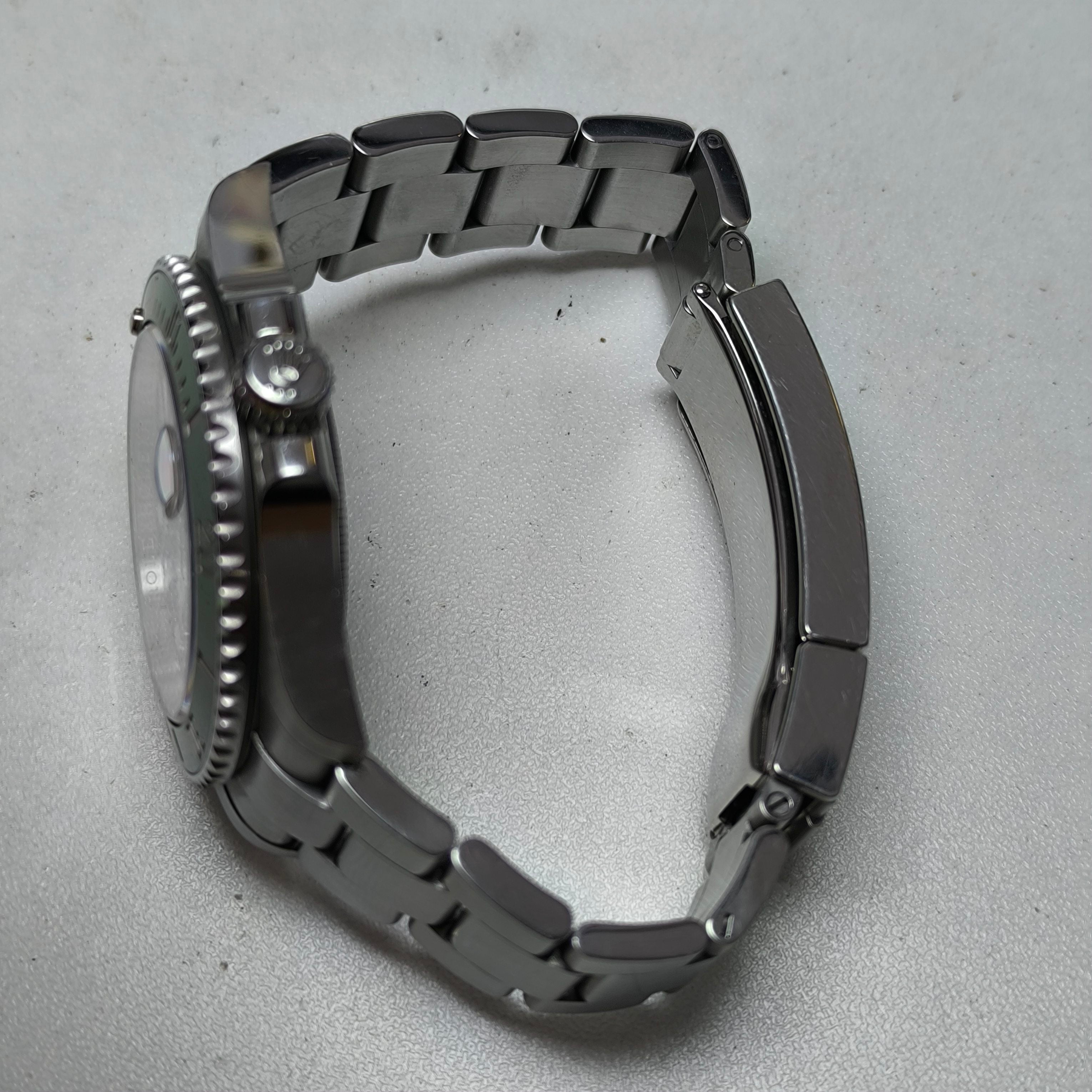 Rolex Submariner model 41 millimeters m126610lv-0002