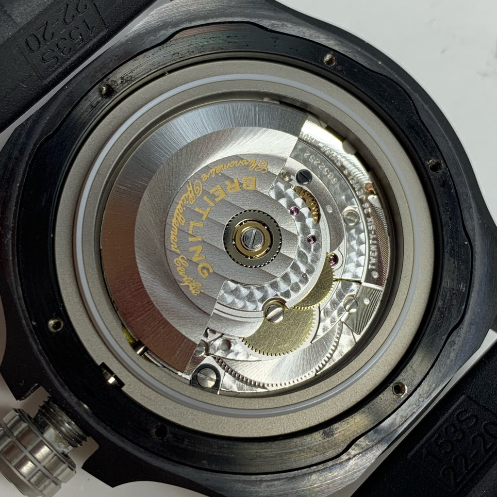 Breitling Avenger Automatic Mechanical Watch 42mm Night Mission Edition 42 millimeters S17328101B1X1