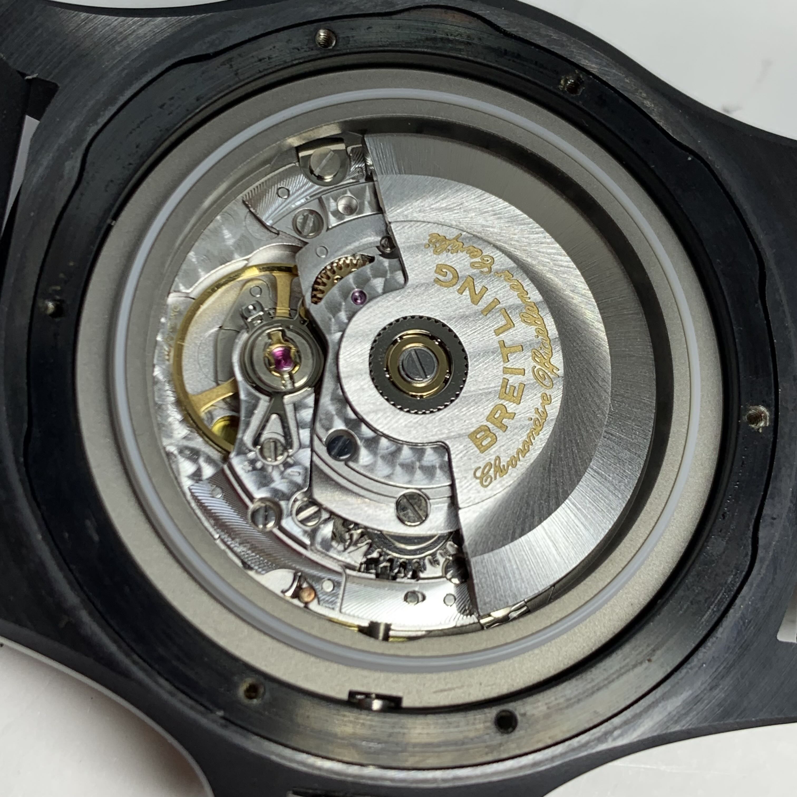 Breitling Avenger Automatic Mechanical Watch 42mm Night Mission Edition 42 millimeters S17328101B1X1