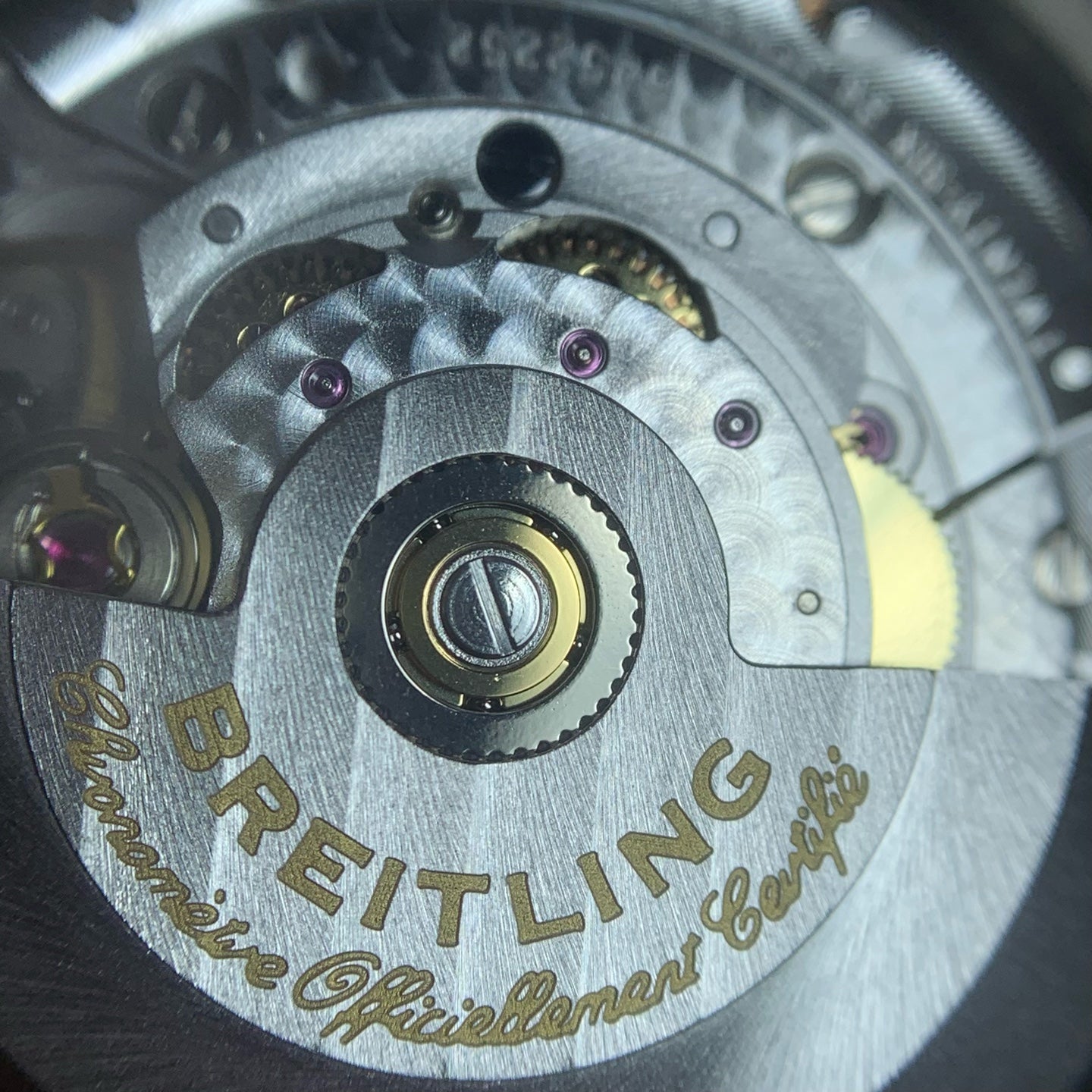 Breitling Avenger Automatic Mechanical Watch 42mm Night Mission Edition 42 millimeters S17328101B1X1