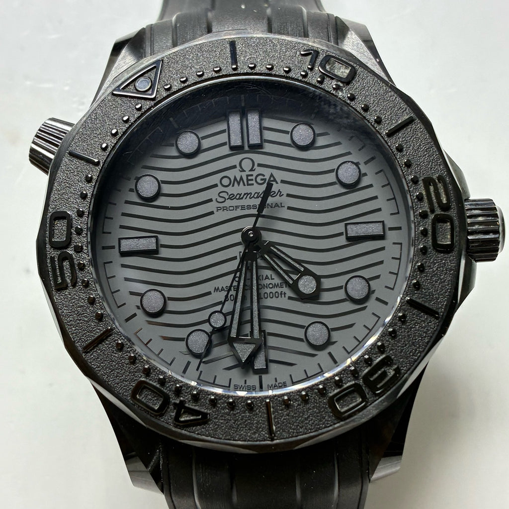 Omega Seahorse Series 43.5 210.92.44.20.01.003
