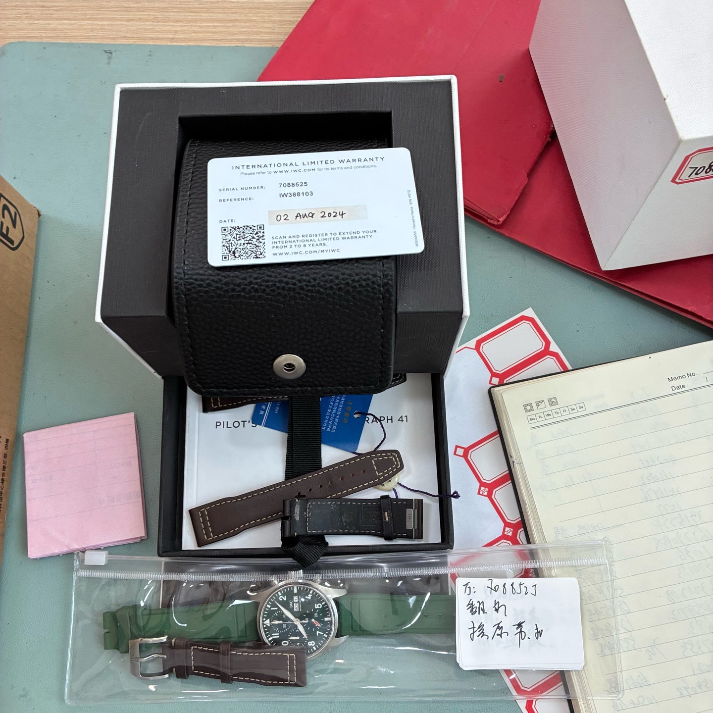 IWC Pilot’s watch 41 millimeters IW388103