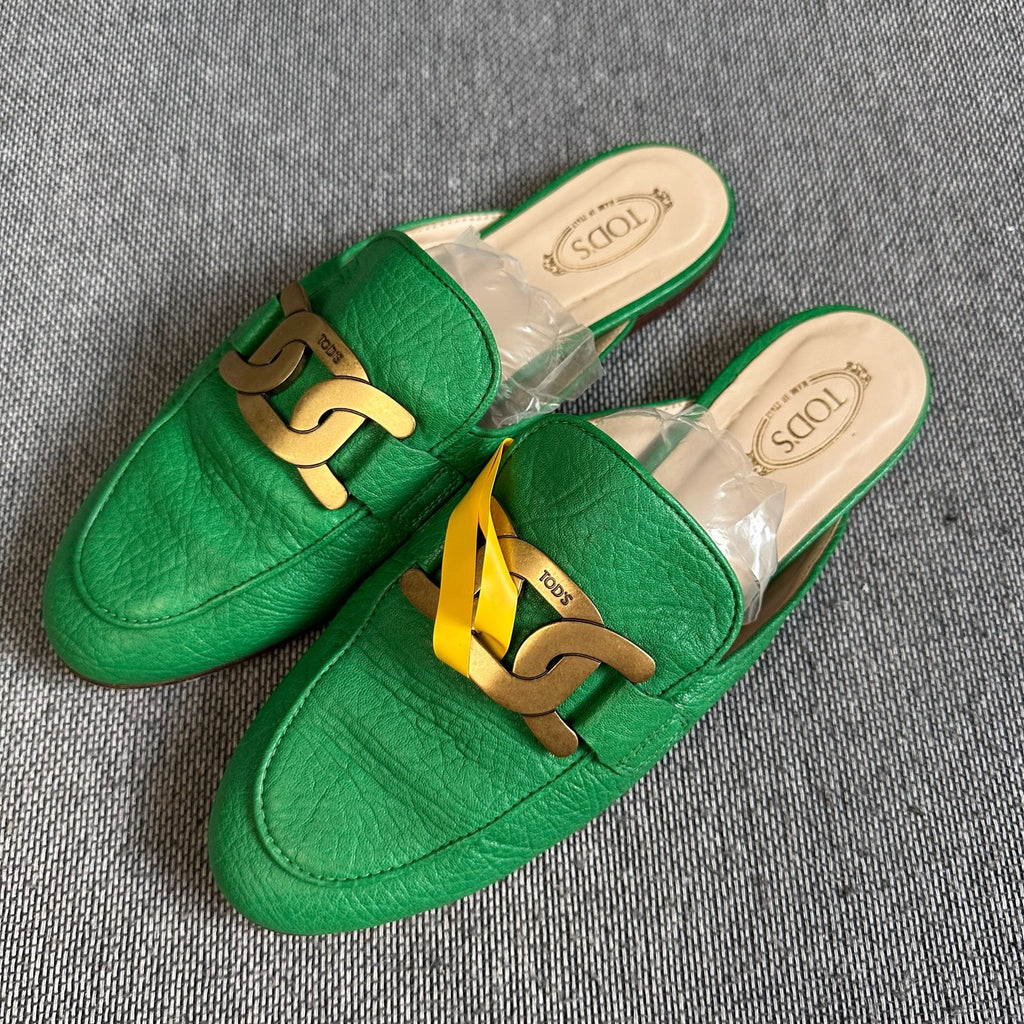 TOD'S Leather Green Flip flop