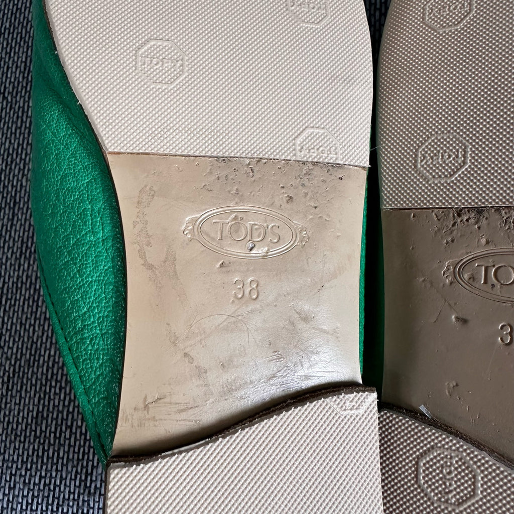 TOD'S Leather Green Flip flop