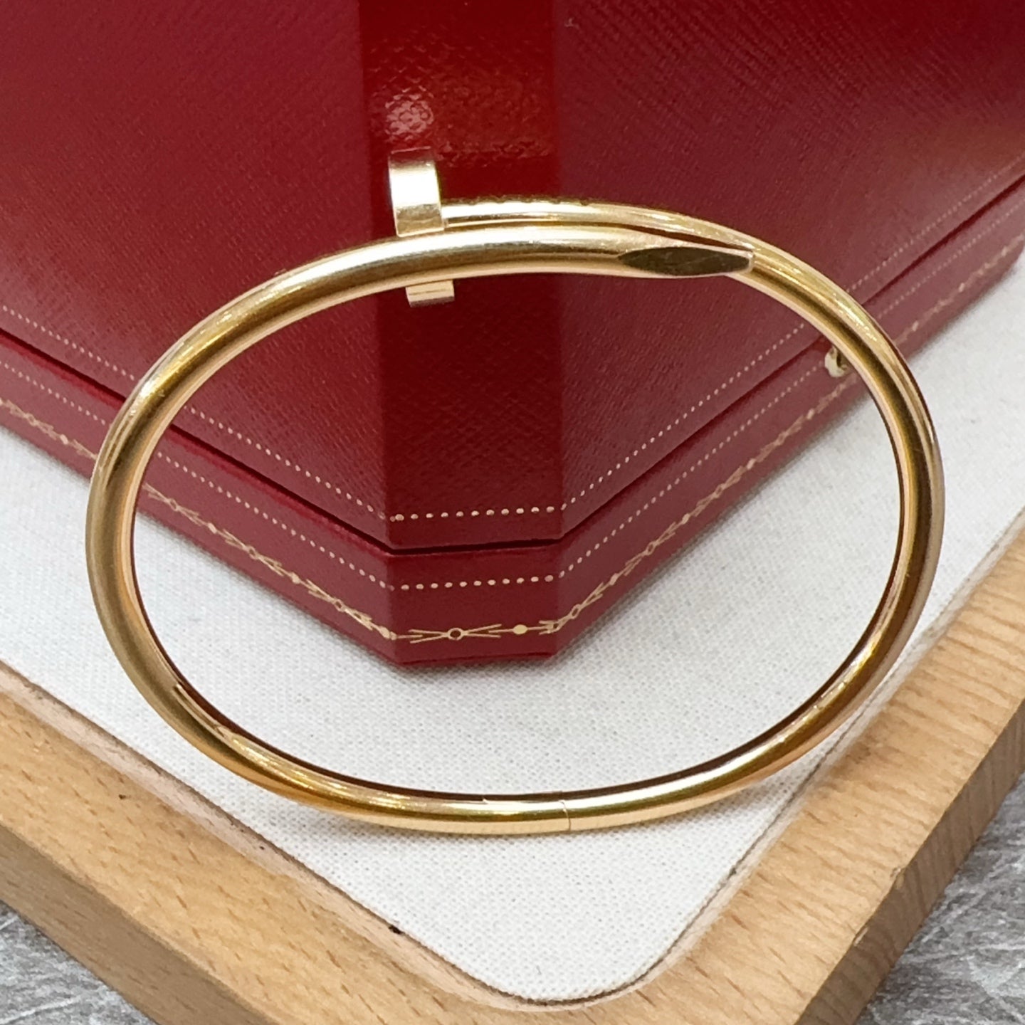 Cartier Rose gold Bangle