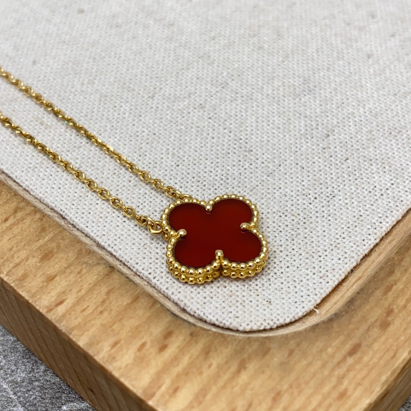 Van Cleef & Arpels Rose gold Necklace