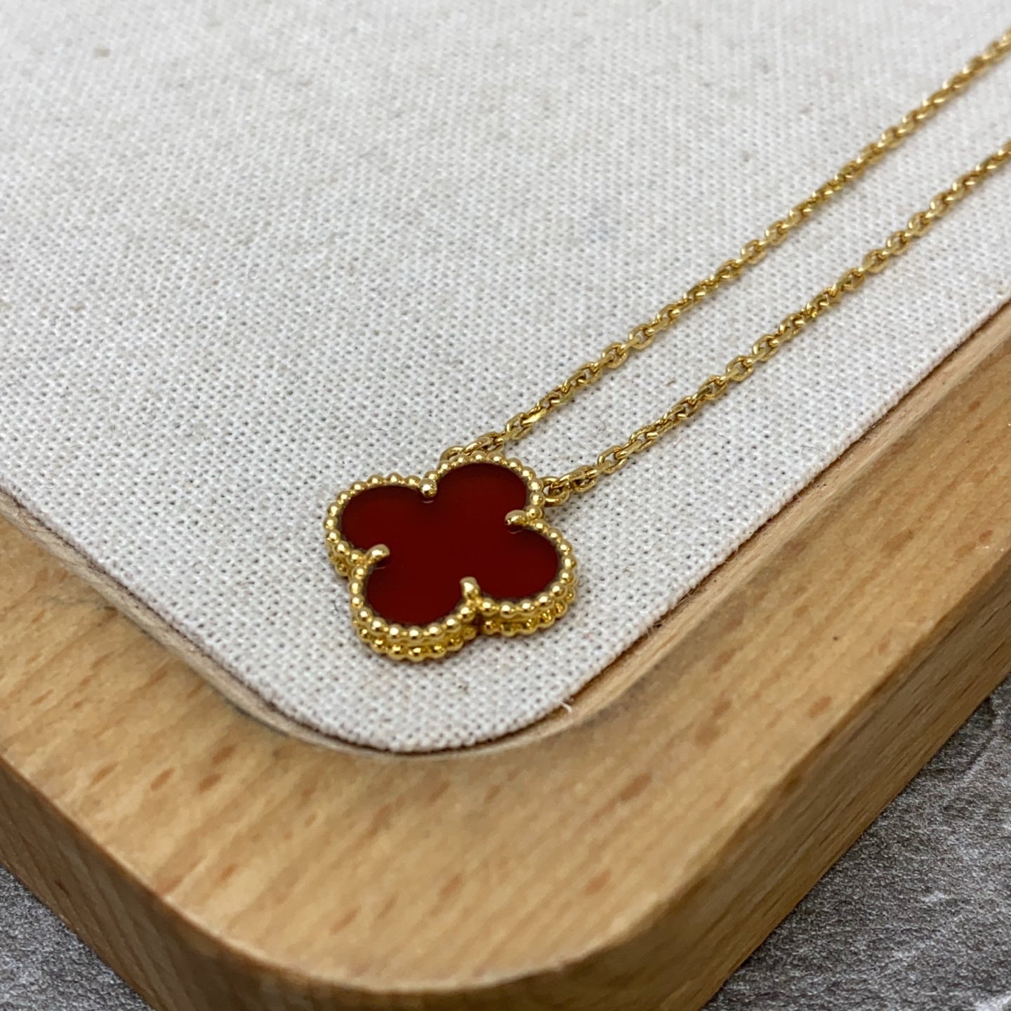 Van Cleef & Arpels Rose gold Necklace