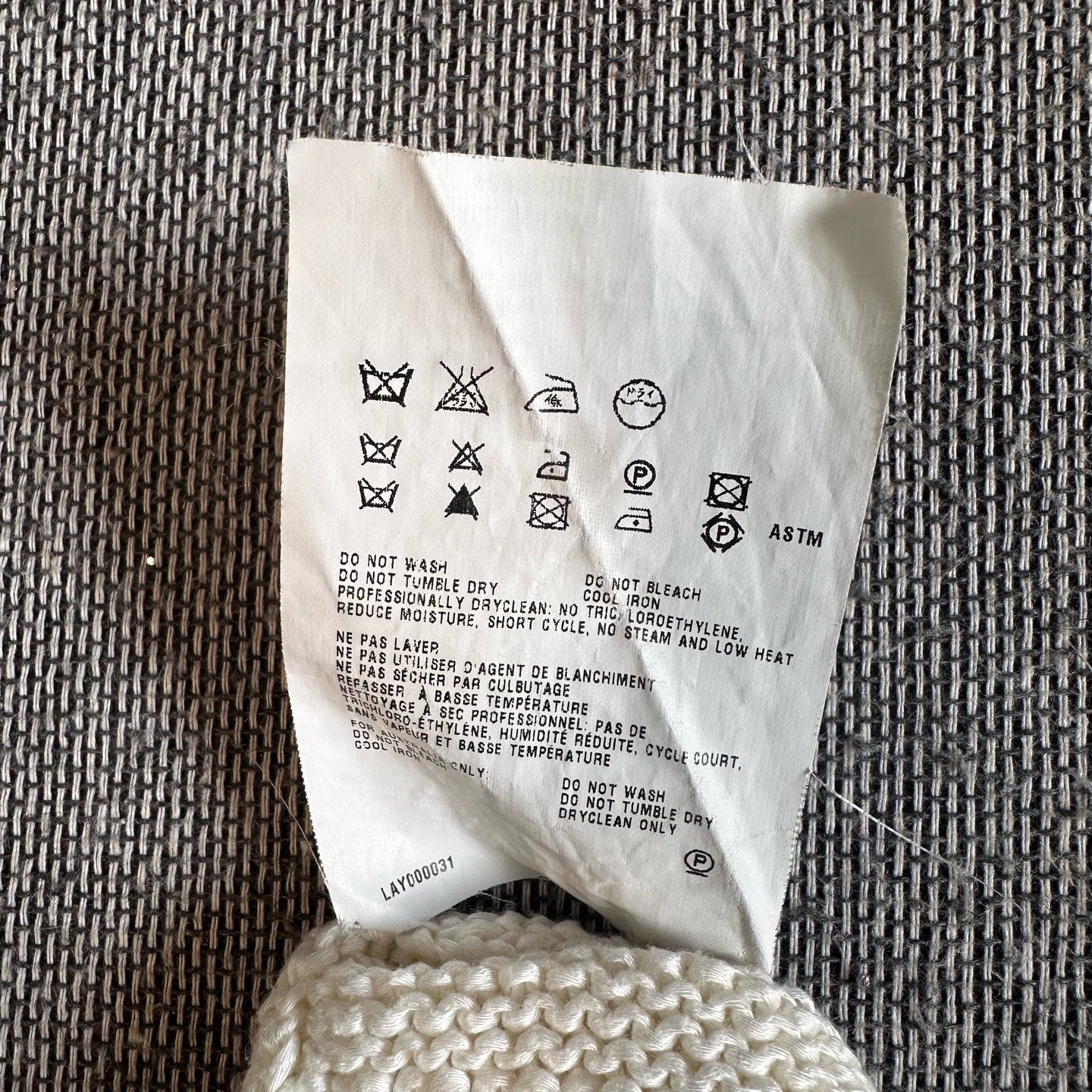 空白 White