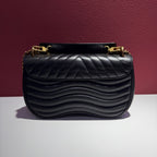 Louis Vuitton Black Crossbody 25.0x15.0x7.5cm M51498