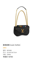 Louis Vuitton Black Crossbody 25.0x15.0x7.5cm M51498