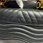 Louis Vuitton Black Crossbody 25.0x15.0x7.5cm M51498