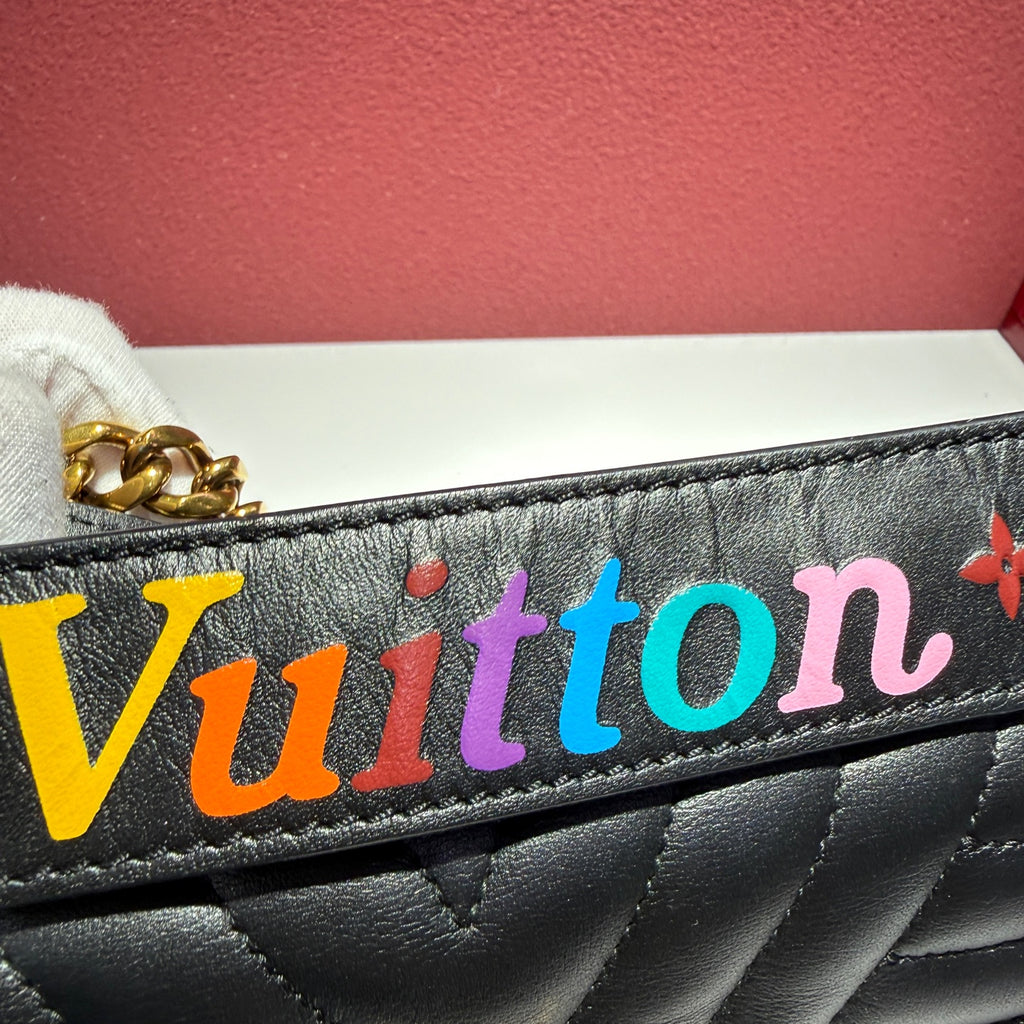 Louis Vuitton Black Crossbody 25.0x15.0x7.5cm M51498