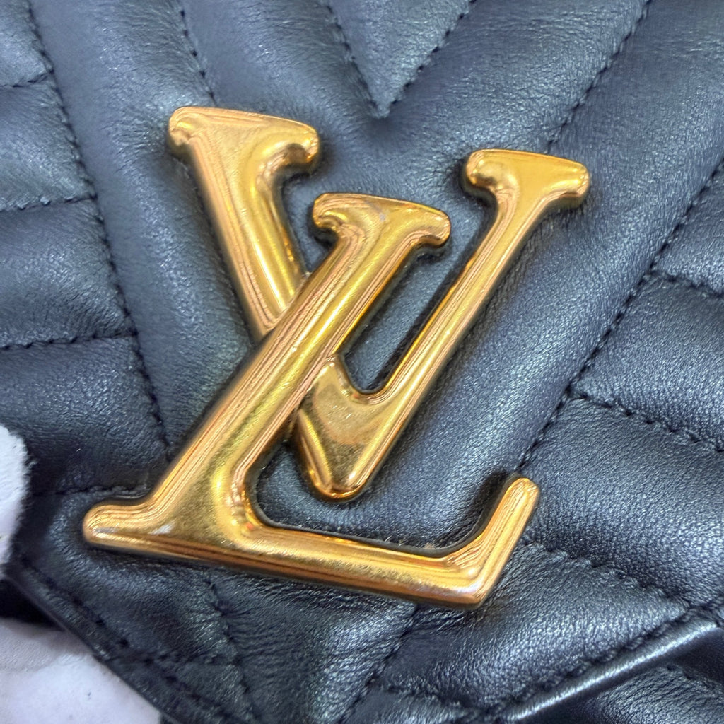 Louis Vuitton Black Crossbody 25.0x15.0x7.5cm M51498