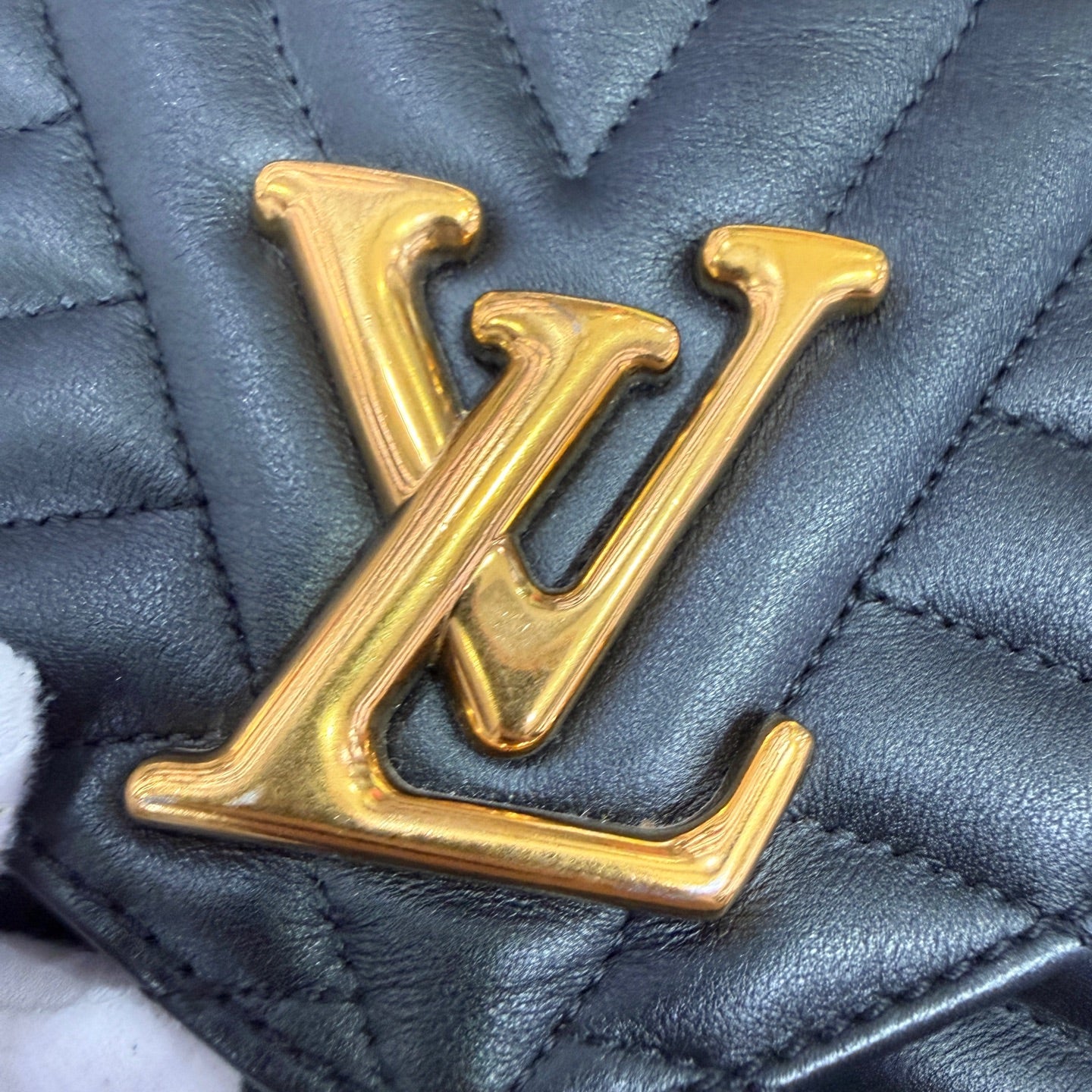 Louis Vuitton Black Crossbody 25.0x15.0x7.5cm M51498