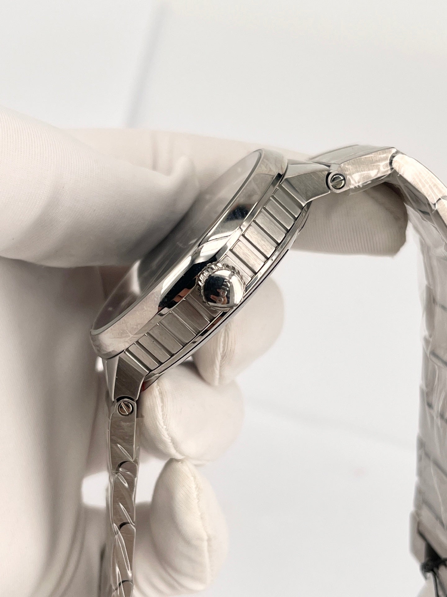 Mido Automatic (self-winding) watch